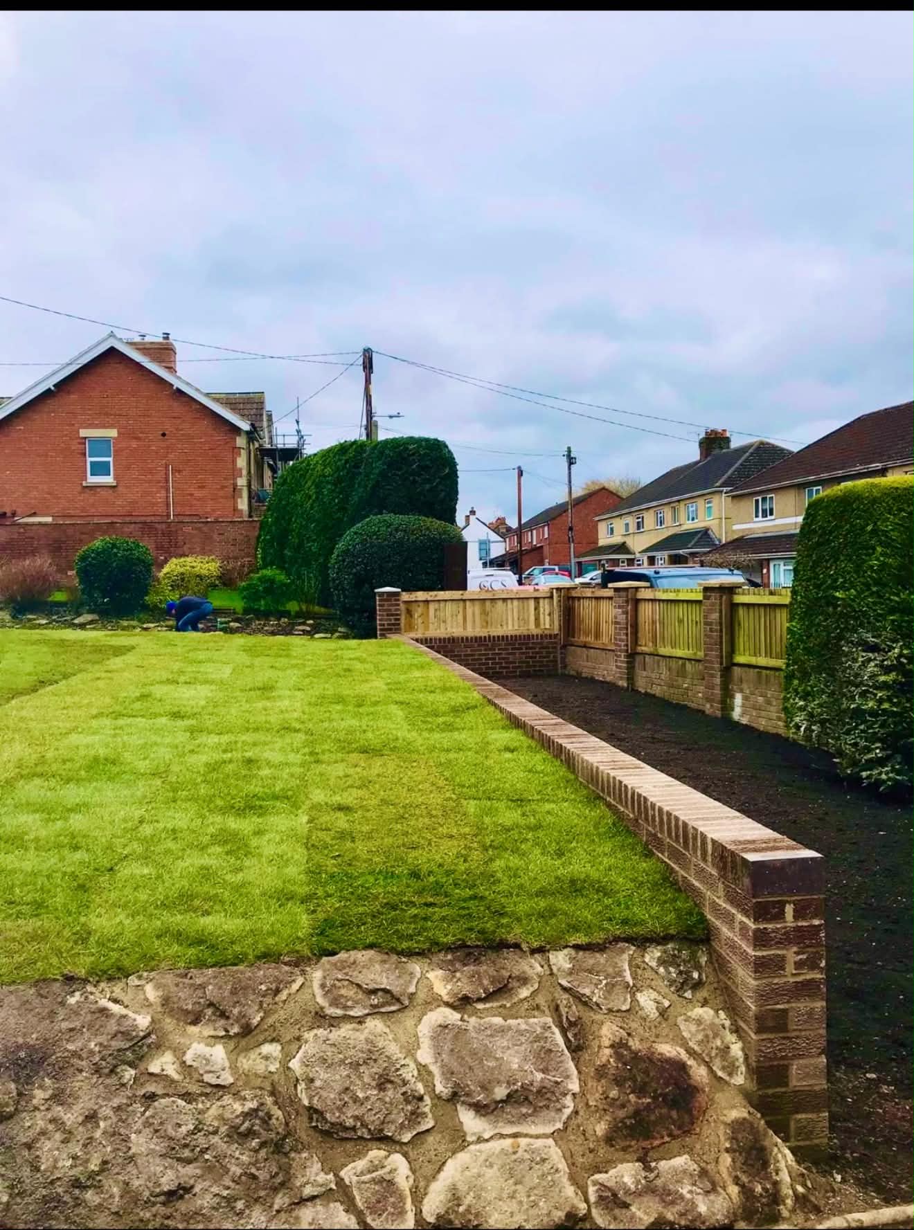 Retaining wall built by Wiltshire Brickwork